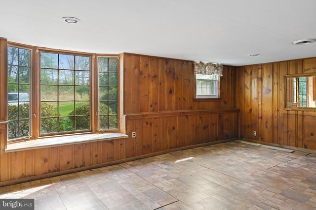 931 JONES RD, Gulph Mills, PA 19428