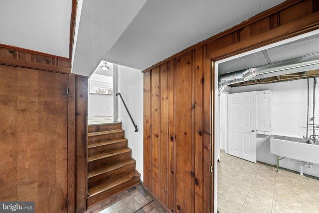 931 JONES RD, Gulph Mills, PA 19428