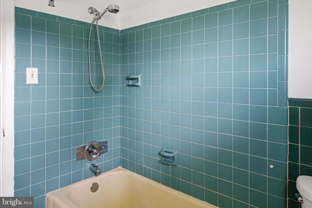 931 JONES RD, Gulph Mills, PA 19428