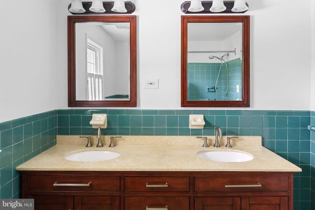 931 JONES RD, Gulph Mills, PA 19428