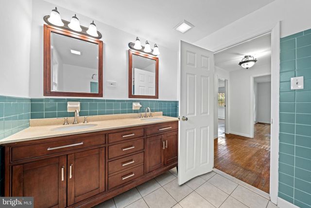 931 JONES RD, Gulph Mills, PA 19428