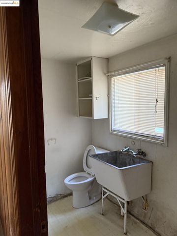 815 Central Ave, Pittsburg, CA 94565