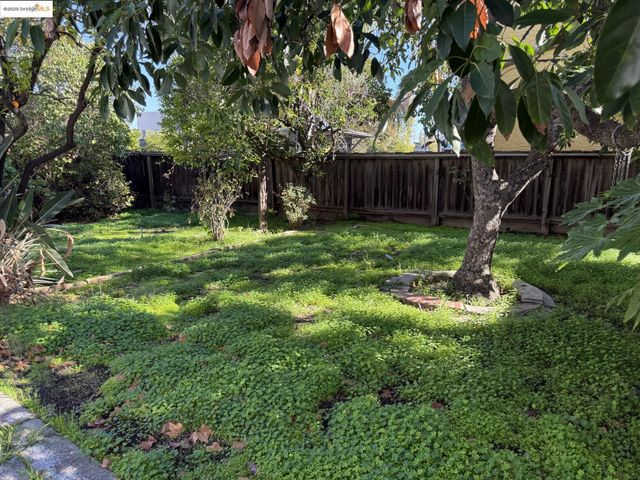 815 Central Ave, Pittsburg, CA 94565