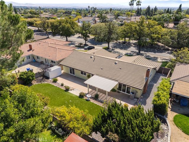 1063 W 19th, Upland, CA 91784