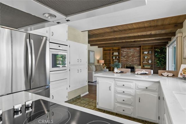 1063 W 19th, Upland, CA 91784