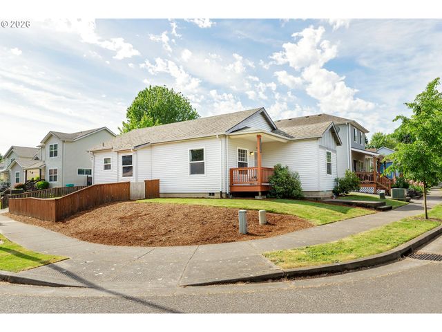 10348 N BARR Ave, Portland, OR 97203
