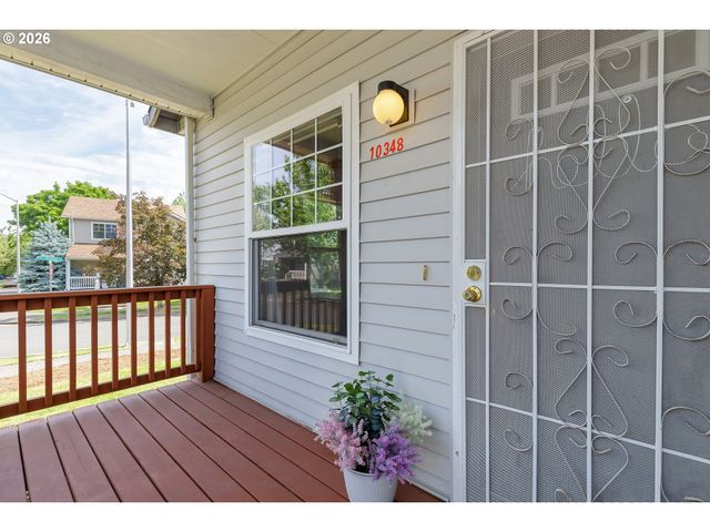 10348 N BARR Ave, Portland, OR 97203