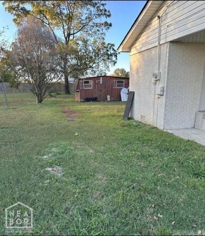 308 SW 6th Street, Walnut Ridge, AR 72476