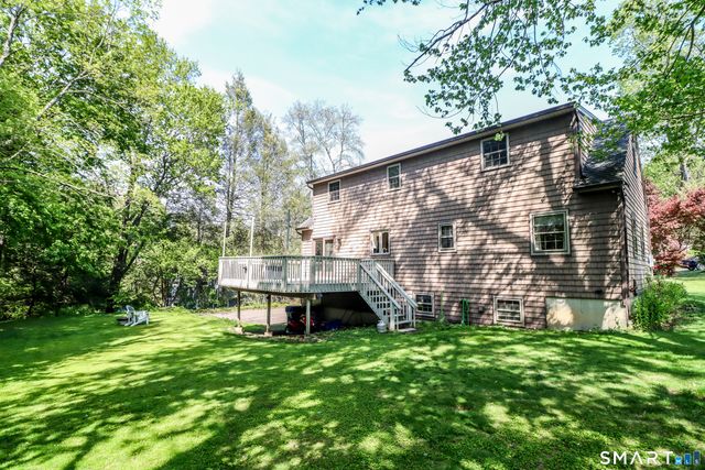 6 Brookdale Lane, Brookfield, CT 06804