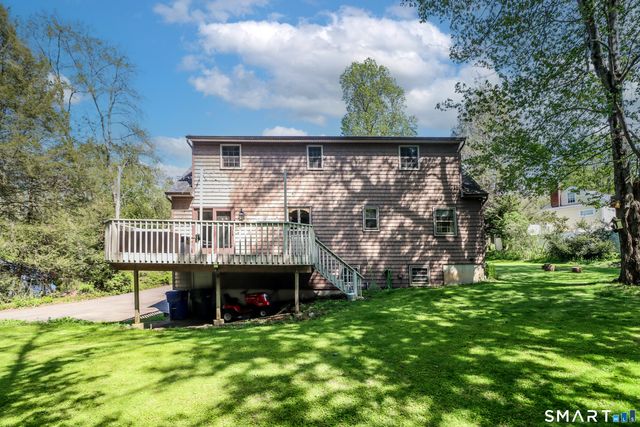 6 Brookdale Lane, Brookfield, CT 06804