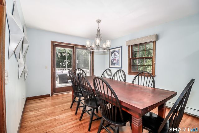6 Brookdale Lane, Brookfield, CT 06804
