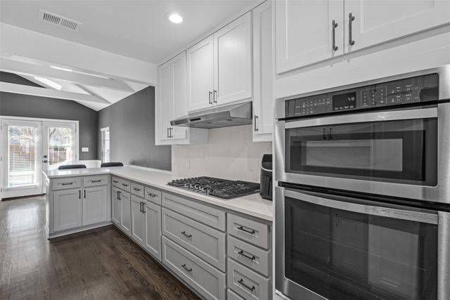 8723 Glencrest Lane, Dallas, TX 75209