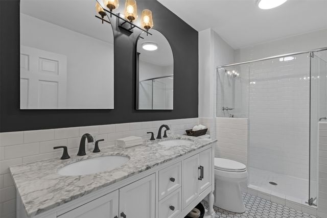 8723 Glencrest Lane, Dallas, TX 75209