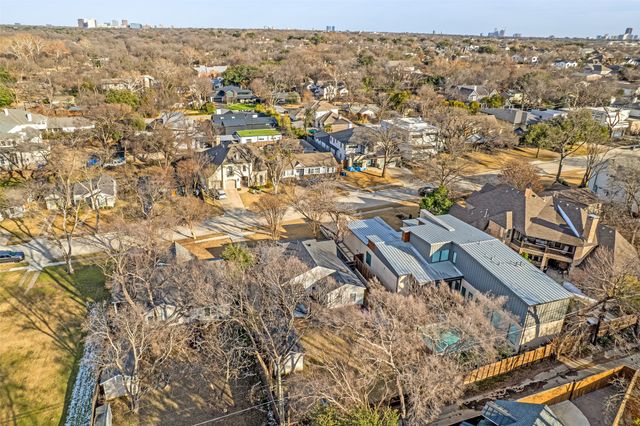 8723 Glencrest Lane, Dallas, TX 75209