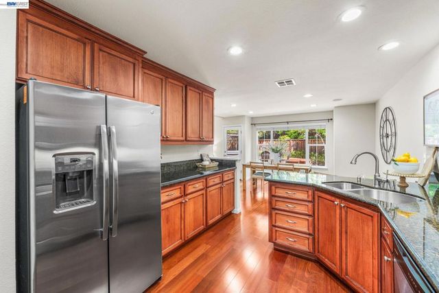 7633 Stellaria Ln, San Ramon, CA 94582