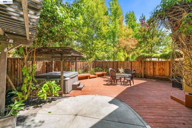 7633 Stellaria Ln, San Ramon, CA 94582