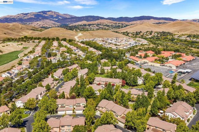 7633 Stellaria Ln, San Ramon, CA 94582