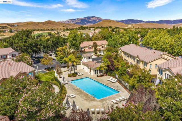 7633 Stellaria Ln, San Ramon, CA 94582