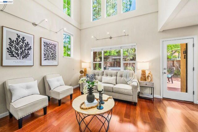 7633 Stellaria Ln, San Ramon, CA 94582