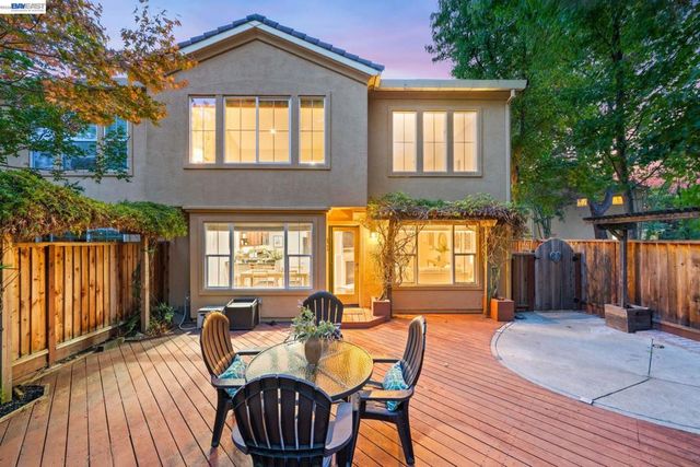 7633 Stellaria Ln, San Ramon, CA 94582