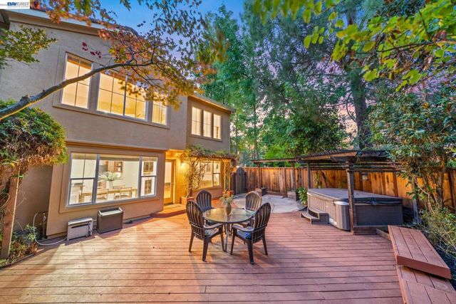 7633 Stellaria Ln, San Ramon, CA 94582