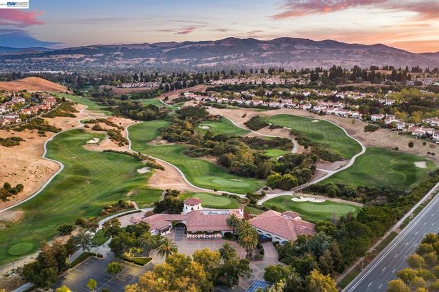 7633 Stellaria Ln, San Ramon, CA 94582