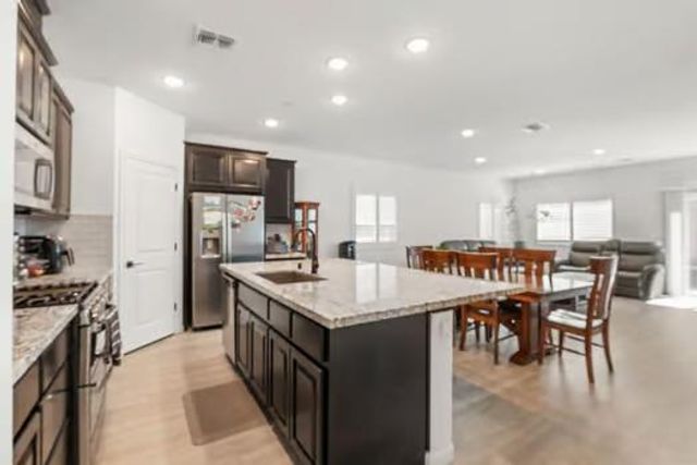 1854 Botticelli Way, Lodi, CA 95242