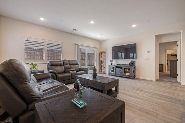 1854 Botticelli Way, Lodi, CA 95242