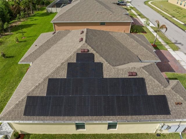 63 52nd Square, Vero Beach, FL 32968