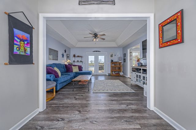 107 Kenwood Ct, Manchester, TN 37355