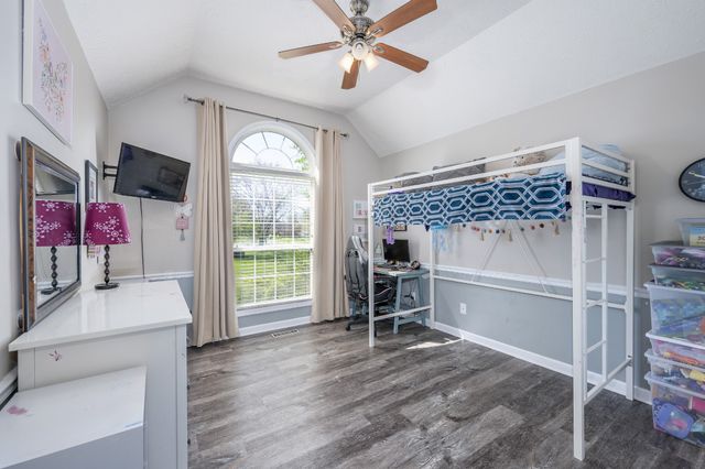 107 Kenwood Ct, Manchester, TN 37355