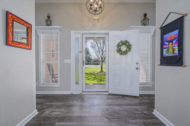 107 Kenwood Ct, Manchester, TN 37355