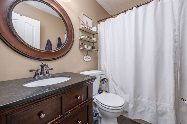 107 Kenwood Ct, Manchester, TN 37355