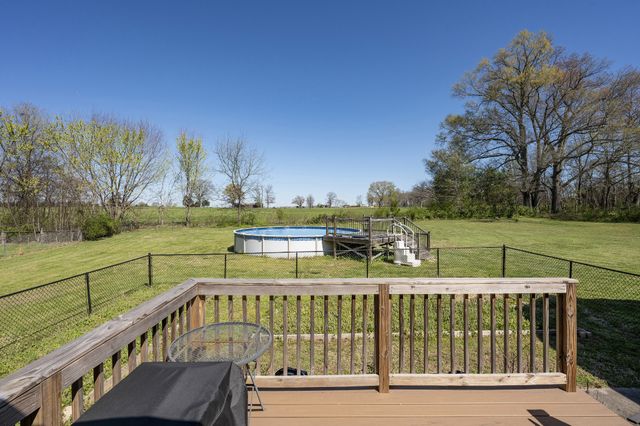 107 Kenwood Ct, Manchester, TN 37355