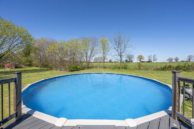 107 Kenwood Ct, Manchester, TN 37355