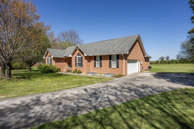 107 Kenwood Ct, Manchester, TN 37355