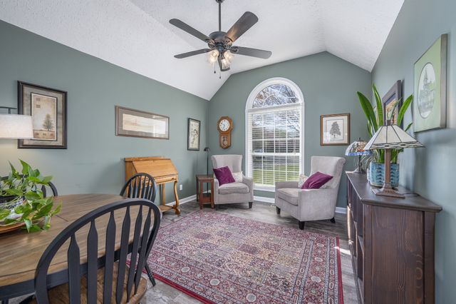 107 Kenwood Ct, Manchester, TN 37355