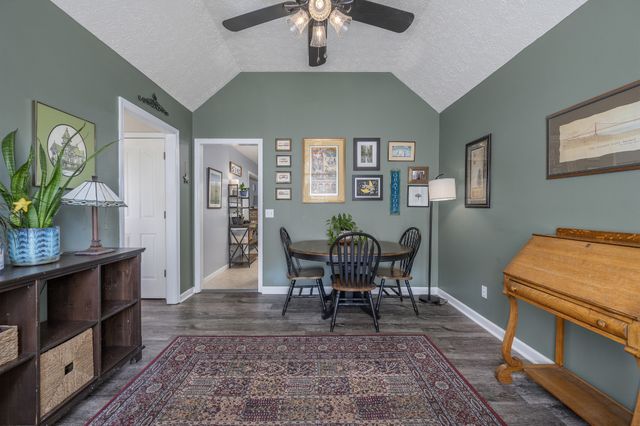 107 Kenwood Ct, Manchester, TN 37355