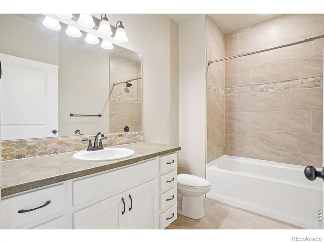 4612 Hahns Peak Drive 308, Loveland, CO 80538