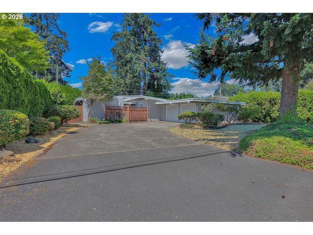 3270 GAME FARM Rd, Springfield, OR 97477