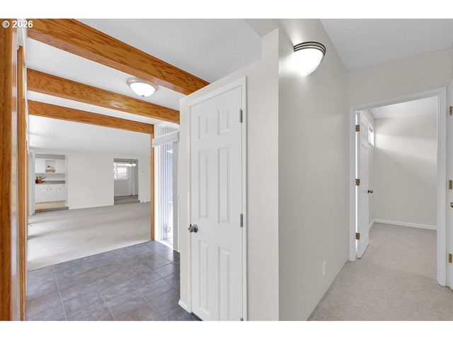 3270 GAME FARM Rd, Springfield, OR 97477