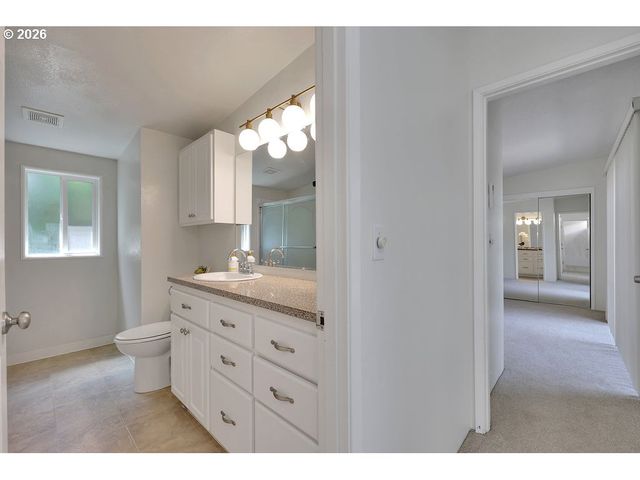 3270 GAME FARM Rd, Springfield, OR 97477