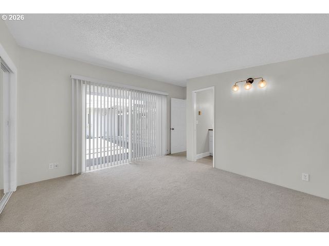 3270 GAME FARM Rd, Springfield, OR 97477