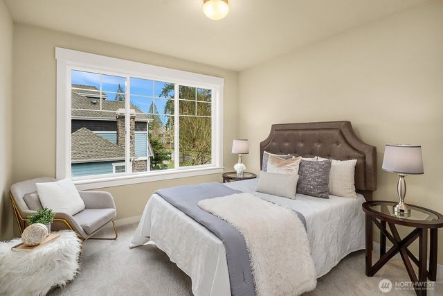 12211 168th Court NE, Redmond, WA 98052