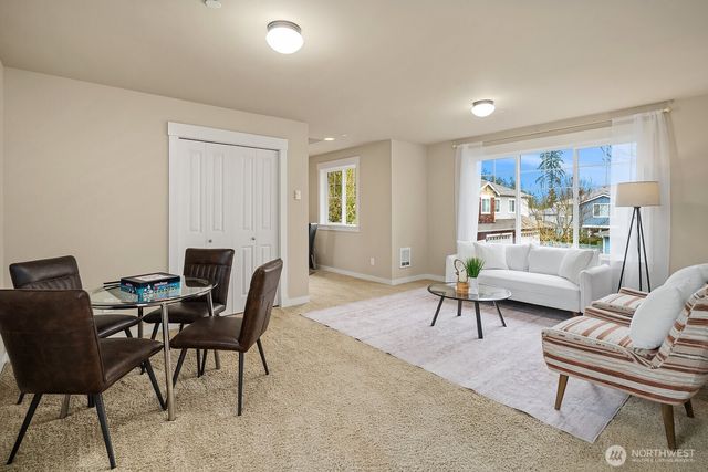 12211 168th Court NE, Redmond, WA 98052