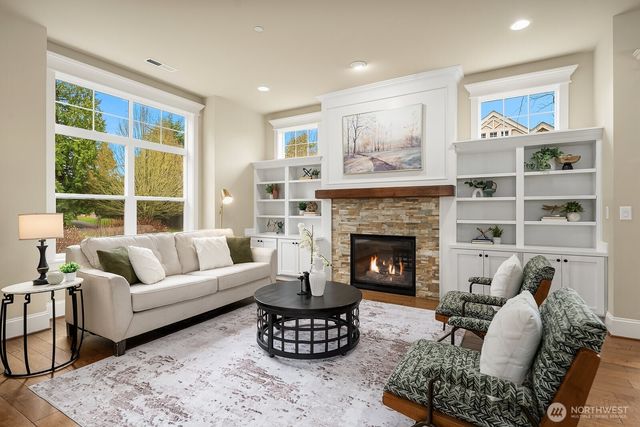 12211 168th Court NE, Redmond, WA 98052