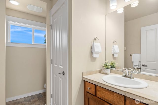 12211 168th Court NE, Redmond, WA 98052