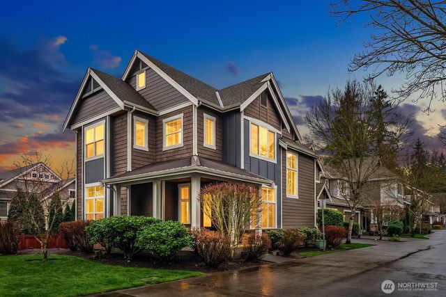 12211 168th Court NE, Redmond, WA 98052