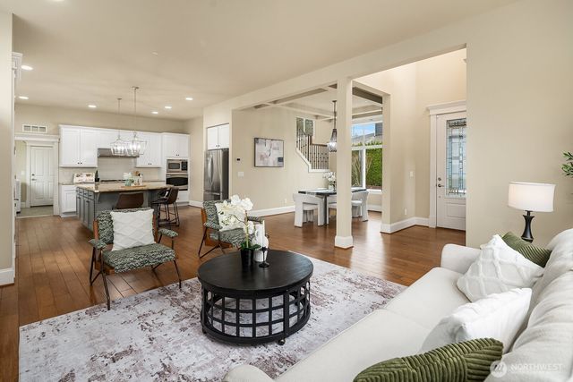 12211 168th Court NE, Redmond, WA 98052