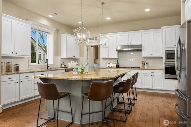 12211 168th Court NE, Redmond, WA 98052